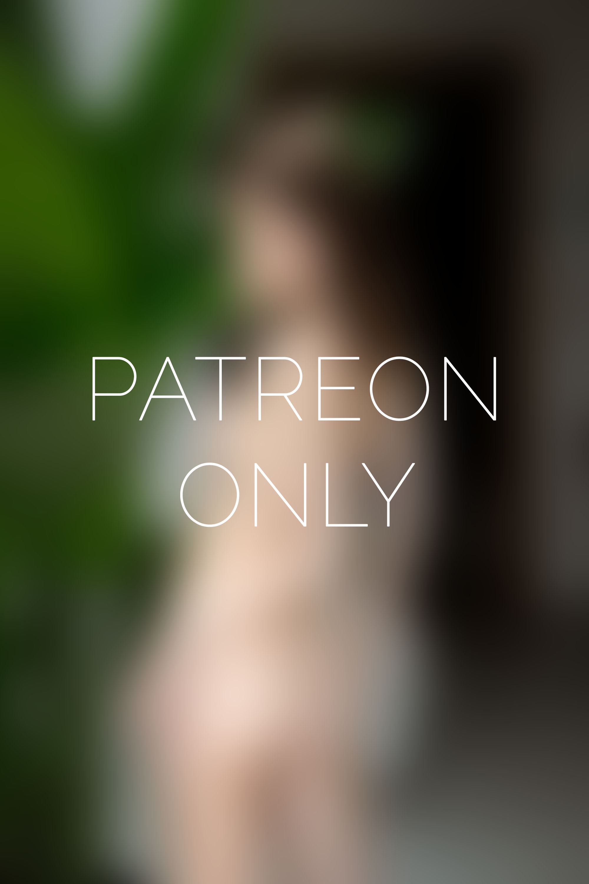 Yuliett, model from Ukraine at a boudoir photoshoot